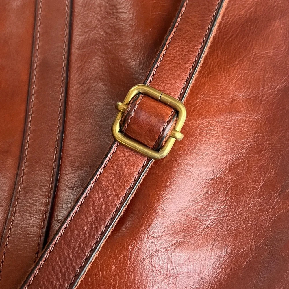 Leather Fossil Shoulder Cross Body Purse - Picture 4 of 6